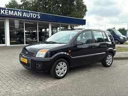 Zwart Gebruikt 2010 Ford Fusion Cool & Sound Edition MPV | € 4.750 (Duur)