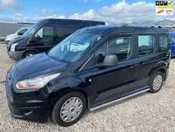Zwart Gebruikt 2015 Ford Tourneo Connect Trend MPV | € 5.999
