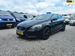 Zwart Gebruikt 2013 Volvo V40 Summum Stationwagen | € 4.250 (Super prijs)