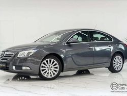 Grijs Gebruikt 2011 Opel Insignia Sedan | € 8.900