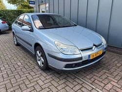 Blauw Gebruikt 2005 Citroën C5 Prestige Hatchback | € 999 (Eerlijke prijs)
