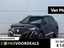 Zwart Gebruikt 2022 Peugeot e-2008 GT SUV | € 38.835