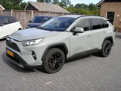 Groen Gebruikt 2020 Toyota RAV4 Hybrid Style SUV | € 26.750