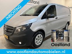 Grijs (metallic) Gebruikt 2023 Mercedes Vito Sedan | € 39.950 (Goede deal)