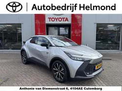 Grijs Nieuw 2025 Toyota C-HR SUV | € 38.799