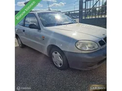 Grijs Gebruikt 2001 Chevrolet Lanos Hatchback | € 999