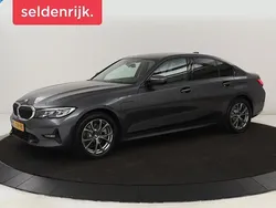Grijs Gebruikt 2021 BMW 320 Sport Line Sedan | € 22.900 (Super prijs)