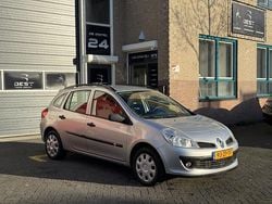 Grijs Gebruikt 2008 Renault Clio GrandTour Stationwagen | € 995 (Goede deal)