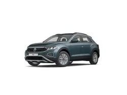Blauw Gebruikt 2023 VW T-Roc Life SUV | € 32.328 (Eerlijke prijs)
