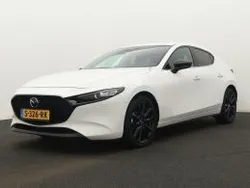 Wit Gebruikt 2023 Mazda 3 Homura-Line Hatchback | € 26.445 (Goede deal)