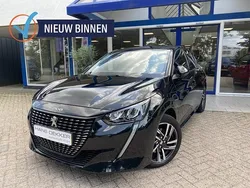 Zwart Gebruikt 2021 Peugeot 208 Allure Hatchback | € 13.950 (Eerlijke prijs)