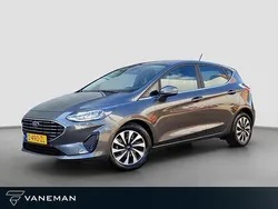 Grijs Gebruikt 2023 Ford Fiesta Titanium Hatchback | € 18.935 (Eerlijke prijs)