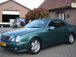 Groen (metallic) Gebruikt 2000 Mercedes 320 Elegance Cabriolet | € 6.975 (Eerlijke prijs)