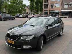 Gebruikt 2010 Skoda Superb Elegance Stationwagen | € 5.600