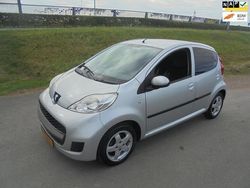 Grijs Gebruikt 2012 Peugeot 107 Hatchback | € 4.250 (Eerlijke prijs)