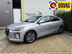 Grijs Gebruikt 2020 Hyundai Ioniq Premium Sedan | € 16.950 (Goede deal)