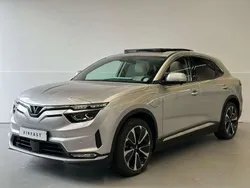 Zilver Nieuw 2024 VinFast VF 8 Plus SUV | € 54.380