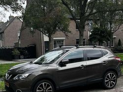 Bruin Gebruikt 2015 Nissan Qashqai Tekna SUV | € 14.000 (Duur)