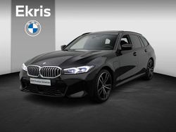 Saphirschwarz metallic (475) (zwart metallic) Gebruikt 2024 BMW 330e Comfort Edition Stationwagen | € 53.900 (Eerlijke prijs)