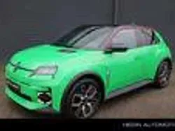 Groen, metallic lak Gebruikt 2024 Renault R5 Komfort Hatchback | € 29.950 (Super prijs)