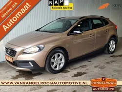 Bruin Gebruikt 2013 Volvo V40 CC Momentum Stationwagen | € 12.995 (Eerlijke prijs)
