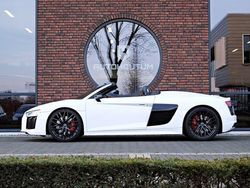 Wit Gebruikt 2017 Audi R8 Spyder Design Cabriolet | € 129.995
