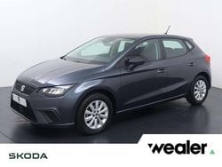 Grijs Gebruikt 2023 Seat Ibiza Style Hatchback | € 14.740 (Goede deal)