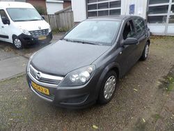 Grijs Gebruikt 2009 Opel Astra Cosmo Hatchback | € 999 (Super prijs)
