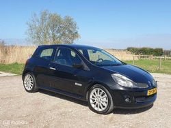 Zwart Gebruikt 2008 Renault Clio R.S. R.S. Hatchback | € 10.950 (Iets duurder)