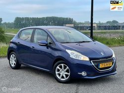 Blauw Gebruikt 2013 Peugeot 208 Hatchback | € 3.950 (Eerlijke prijs)