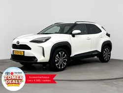 Wit Gebruikt 2023 Toyota Yaris Cross SUV | € 28.499 (Eerlijke prijs)