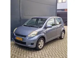 Grijs Gebruikt 2009 Daihatsu Sirion Hatchback | € 1.995 (Eerlijke prijs)