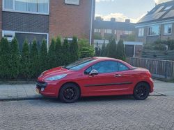 Rood Gebruikt 2007 Peugeot 207 Cabriolet | € 3.250 (Iets duurder)