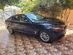 Zwart Gebruikt 2019 BMW 320 Gran Turismo Sedan | € 19.500 (Eerlijke prijs)