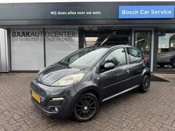 Grijs Gebruikt 2014 Peugeot 107 Premium Hatchback | € 5.950 (Eerlijke prijs)
