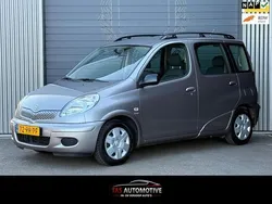 Grijs Gebruikt 2005 Toyota Yaris Verso Terra MPV | € 7.950 (Duur)