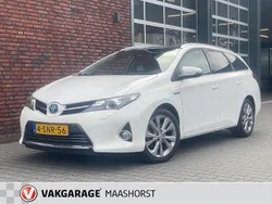Wit Gebruikt 2013 Toyota Auris Stationwagen | € 12.450 (Eerlijke prijs)