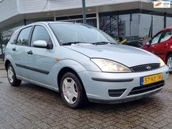 Groen Gebruikt 2003 Ford Focus Hatchback | € 999 (Eerlijke prijs)