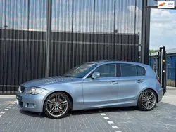 Blauw Gebruikt 2009 BMW 130 Executive Hatchback | € 16.490