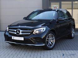 Zwart Gebruikt 2017 Mercedes GLC250 AMG SUV | € 32.850 (Eerlijke prijs)