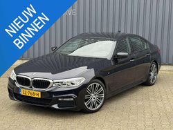 Zwart Gebruikt 2018 BMW 520 Comfort Edition Sedan | € 29.949 (Eerlijke prijs)