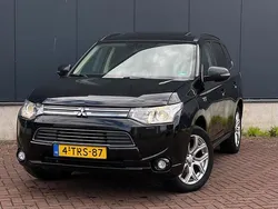 Zwart Gebruikt 2014 Mitsubishi Outlander Instyle SUV | € 6.650 (Goede deal)