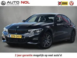 Zwart Gebruikt 2022 BMW 330 Executive Sedan | € 31.850 (Super prijs)