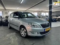 Grijs Gebruikt 2010 Skoda Fabia Ambition Hatchback | € 6.999 (Iets duurder)