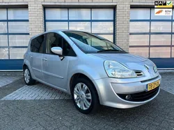 Grijs Gebruikt 2008 Renault Grand Modus Dynamique MPV | € 3.950 (Eerlijke prijs)