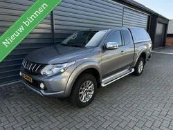Grijs Gebruikt 2017 Mitsubishi L200 Intense Pickup | € 15.750