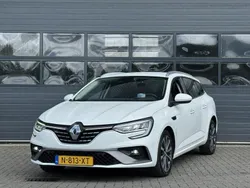 Wit Gebruikt 2022 Renault Mégane GrandTour R.S. Stationwagen | € 19.999 (Eerlijke prijs)