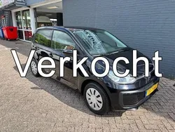 Zwart Gebruikt 2018 VW up! Move Hatchback | € 8.640 (Goede deal)