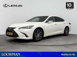Wit Gebruikt 2024 Lexus ES300 Business Edition Sedan | € 52.450 (Iets duurder)