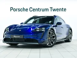 Blauw Gebruikt 2022 Porsche Taycan Cross Turismo Sedan | € 74.900 (Super prijs)
